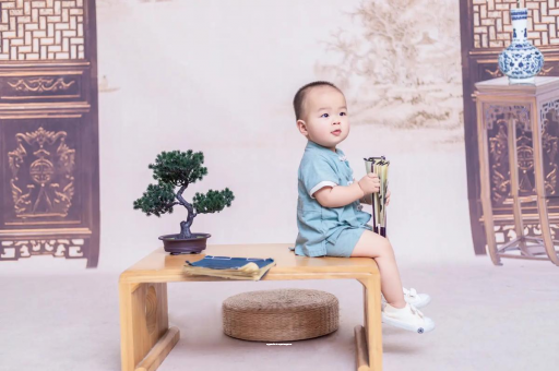 安吉怀孕初期肚子胀胀的